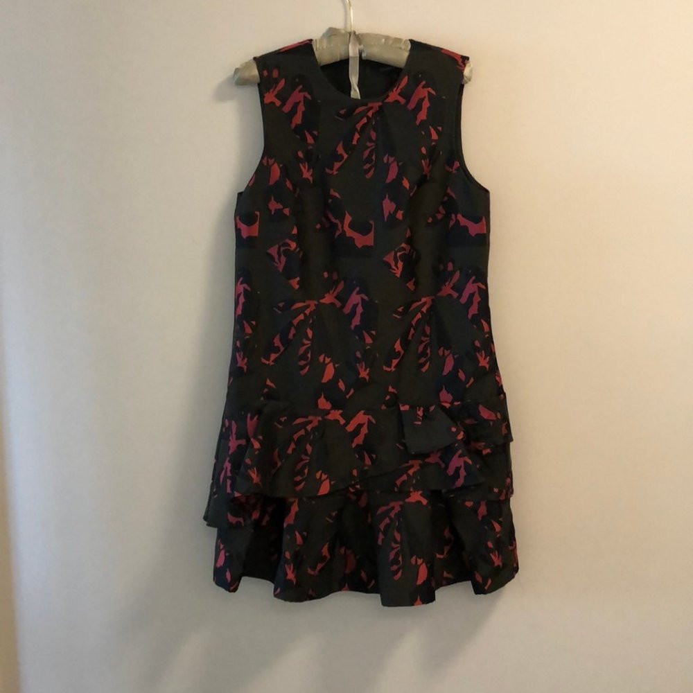 Super cute Banana Republic cocktail/wedding dress size 8 Tall